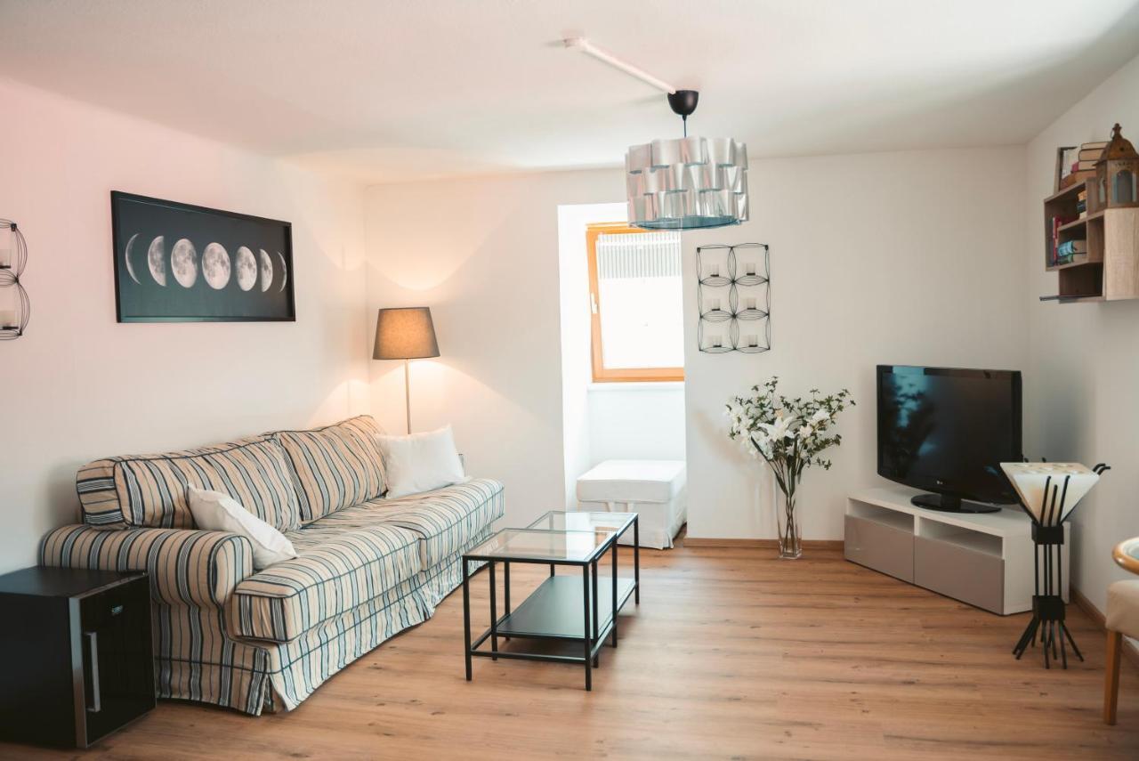 Apartment Hainfeld Екстериор снимка