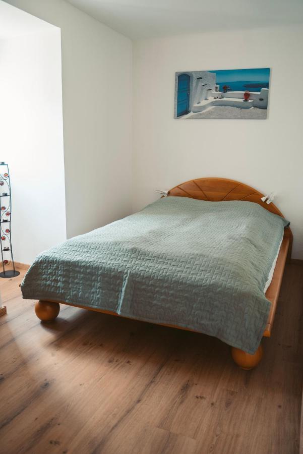 Apartment Hainfeld Екстериор снимка